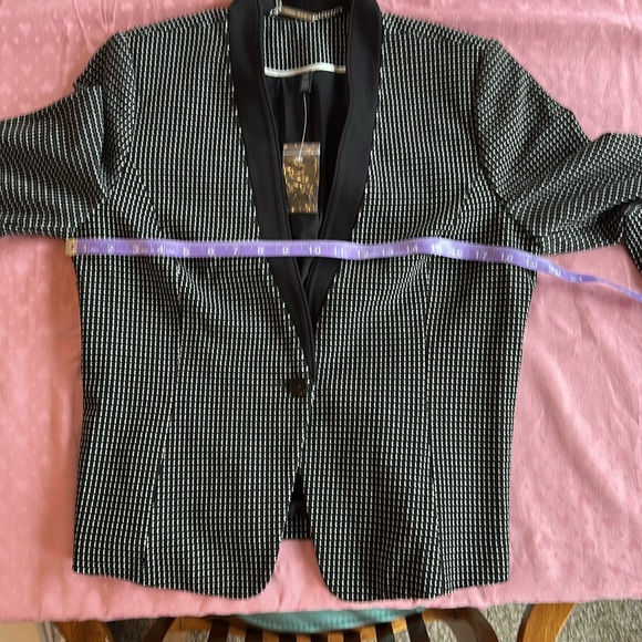 WHBM tailored ladies suit jacket - Picture 5 of 7